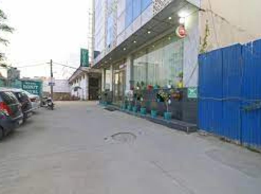 Book Hotel Seven Inn (R S Gorup Near Delhi Airport) in Delhi