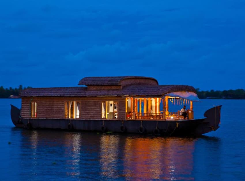 Book Abad Cruise on the Lake, Kumarakom in Kumarakom