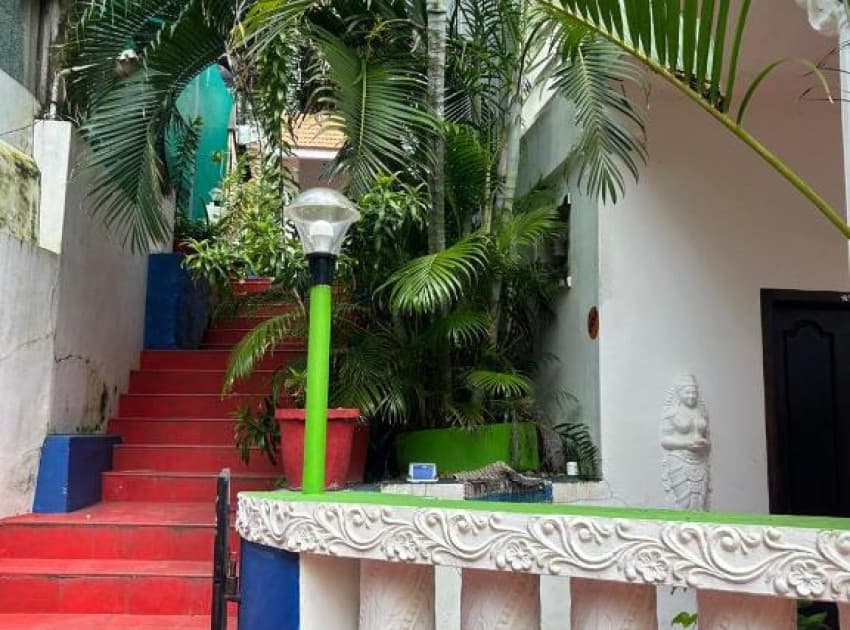 Rock View Palace Lighthouse Beach Resort - Image 4