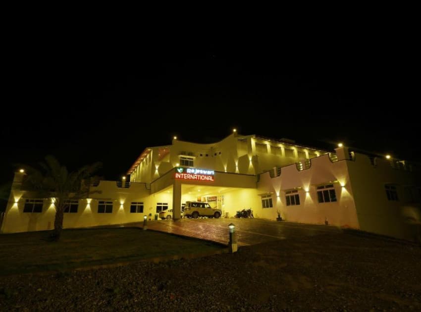 Hotel Rajeswari International - Image 2