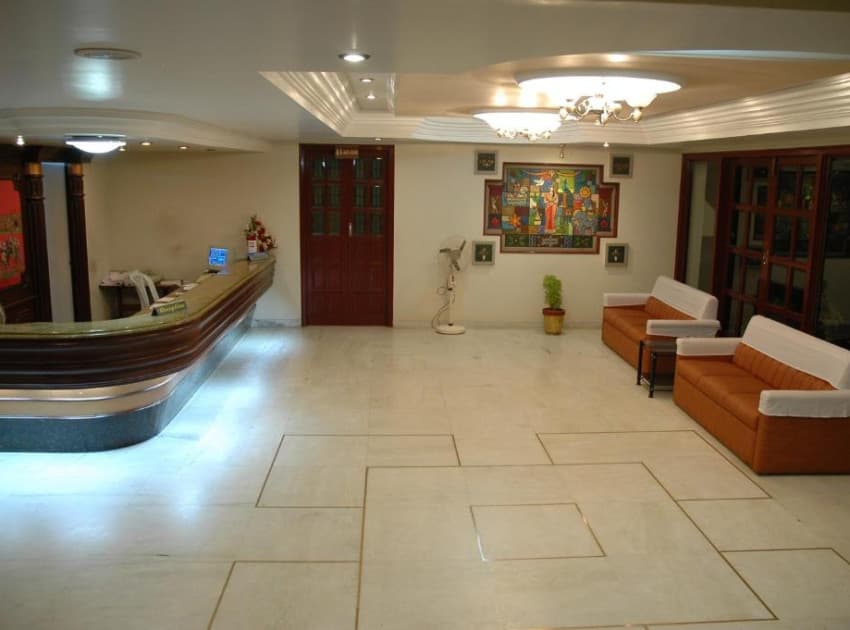 Hotel Gnanam - Image 4