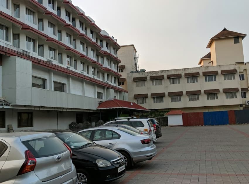 Book KRISHNA INN, GURUVAYOOR in Guruvayur