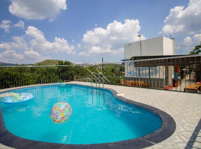 Chrissie's Hotel - Image 3