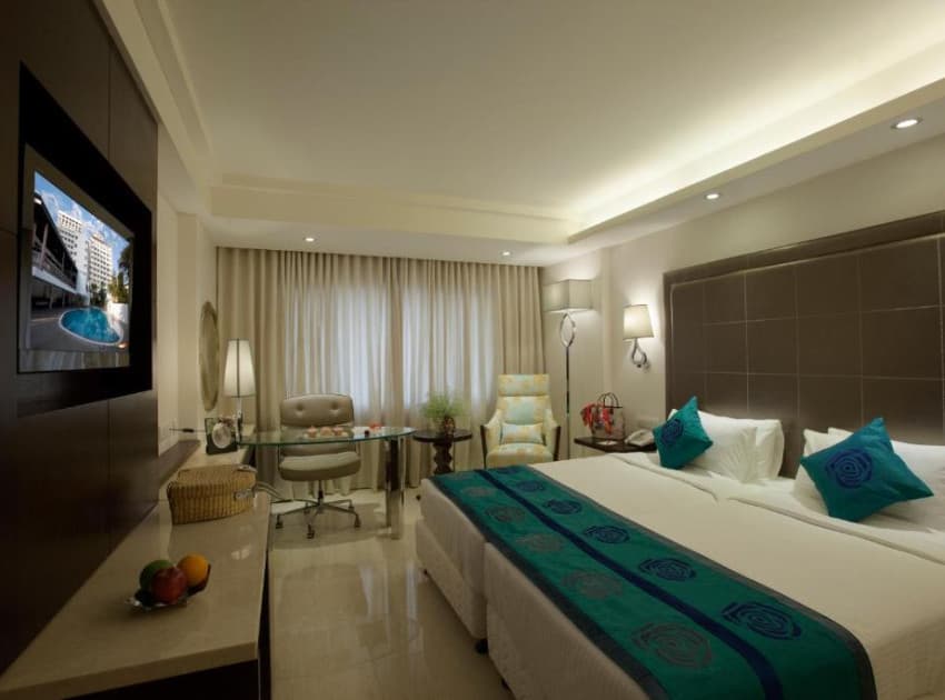 Savera Hotel - Image 4