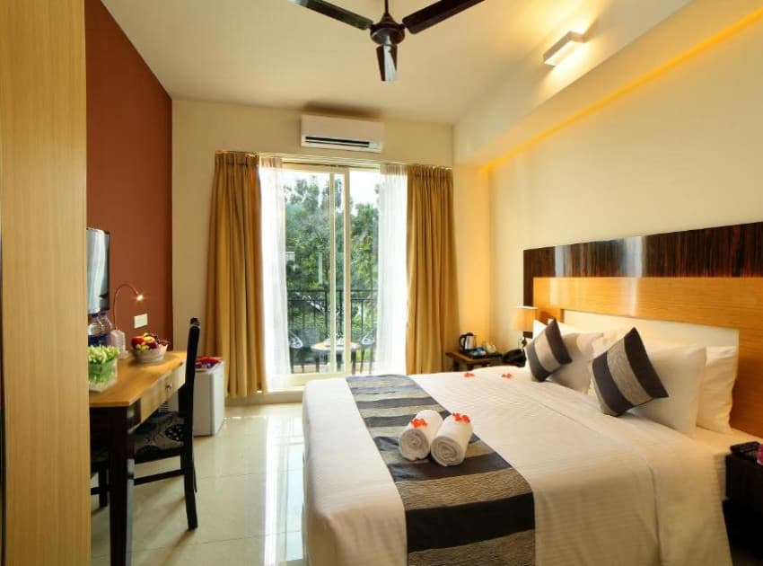 Book Pool Villa 01 Bed Room room in Athirapally