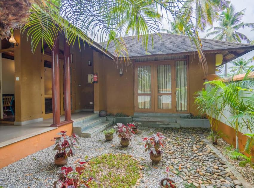 Book Royal Dutch room in Kollam