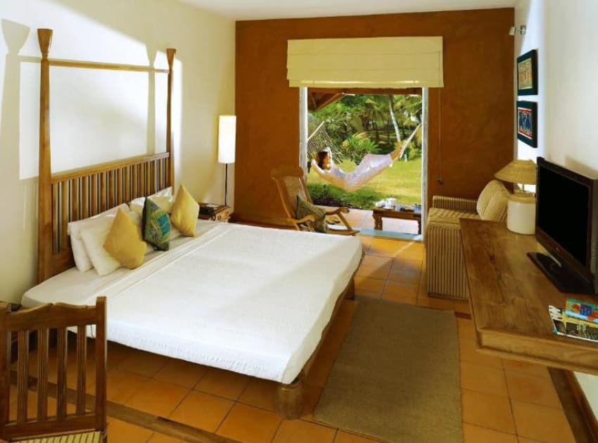 Book Land Cottage room in Poovar