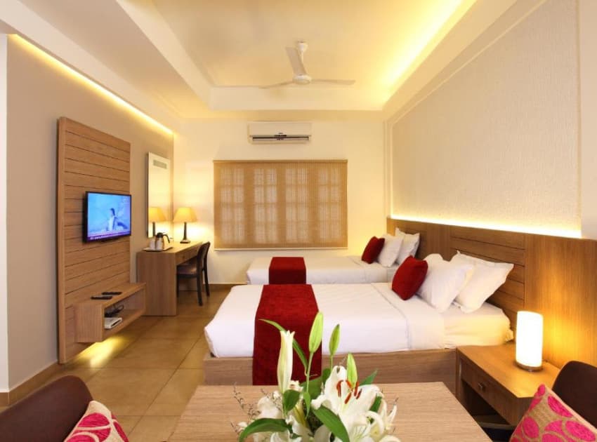 Book Deluxe  A/C Single Room room in Thrissur