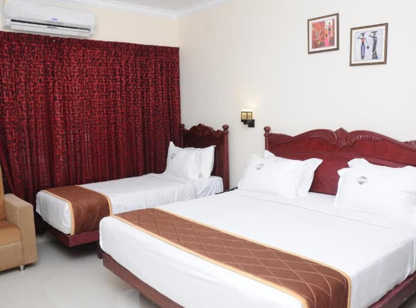 Book Deluxe Triple Bed room in Kanyakumari