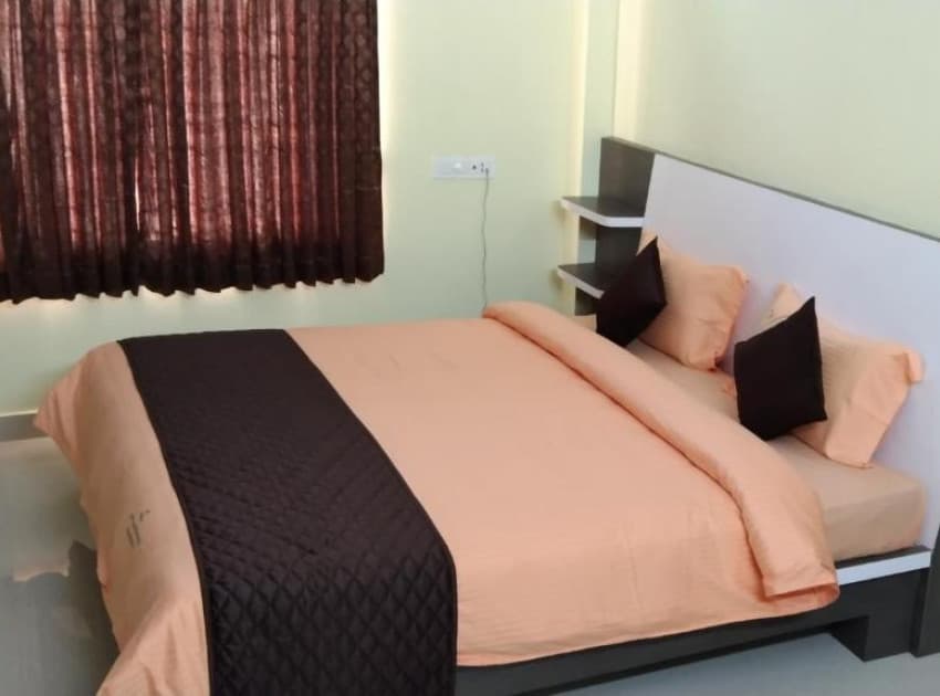 Book Deluxe Room room in Yelagiri