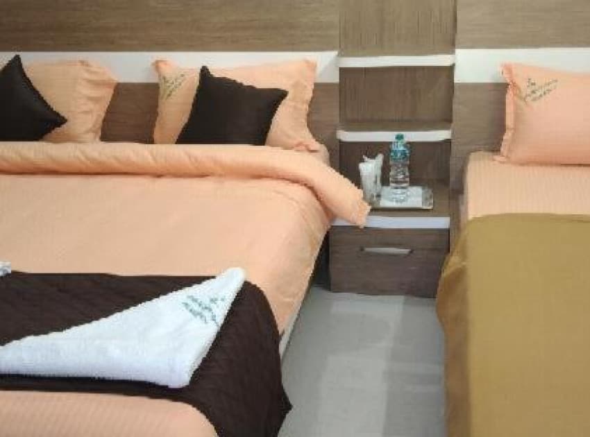Book Deluxe Double Room with Extra Bed room in Yelagiri