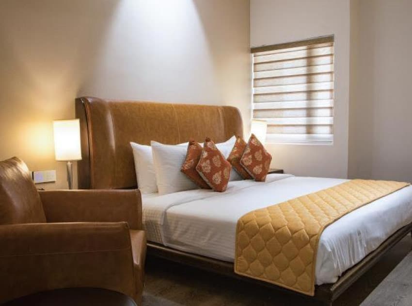 Book Standard Single Room room in Tirupur