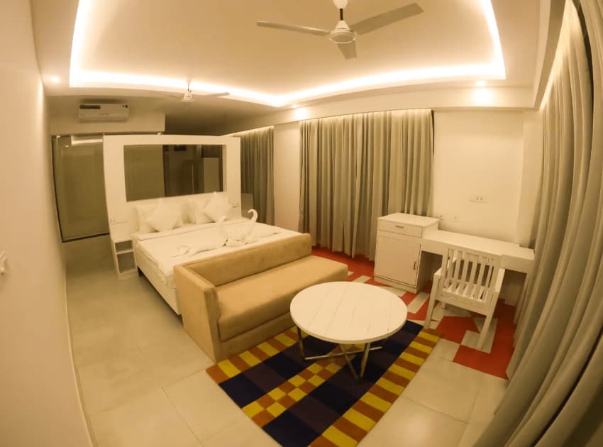 Book Non Sea View Standard Room room in Varkala