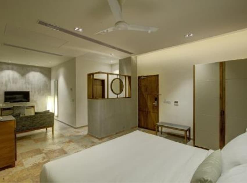 Book Standard Double Room room in Guruvayur