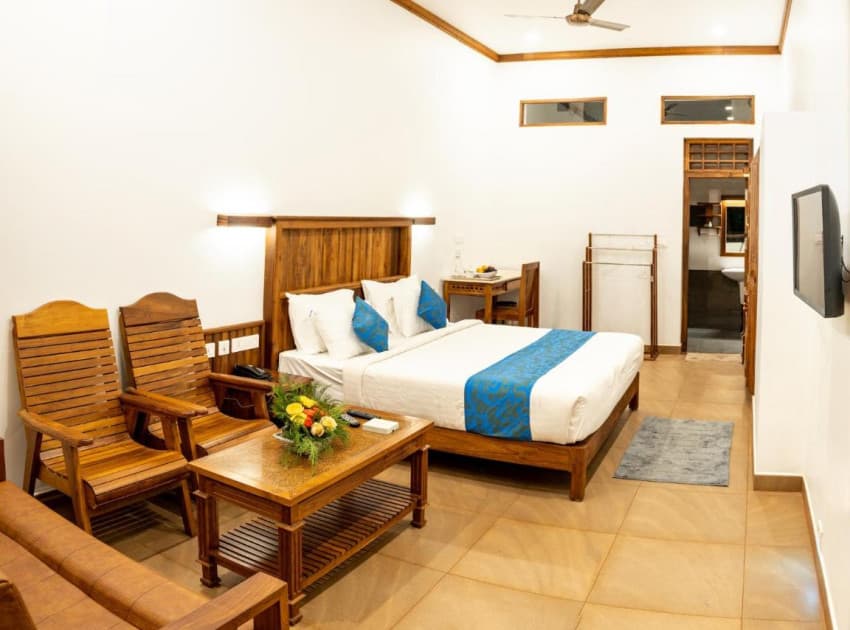 Book Standard Double Room room in Thekkady
