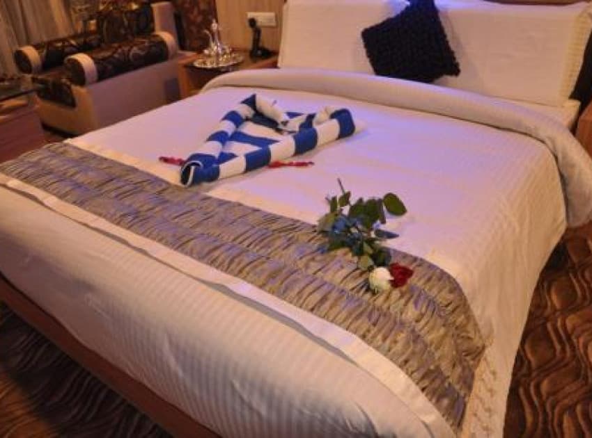 Book Honeymoon Suite room in Ooty