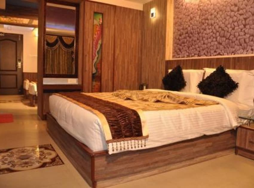 Book Family Suite room in Ooty