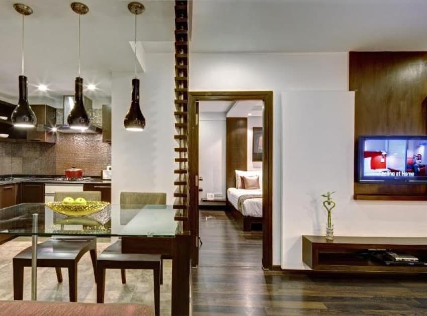 Book Grand Royal Suite room in Bangalore