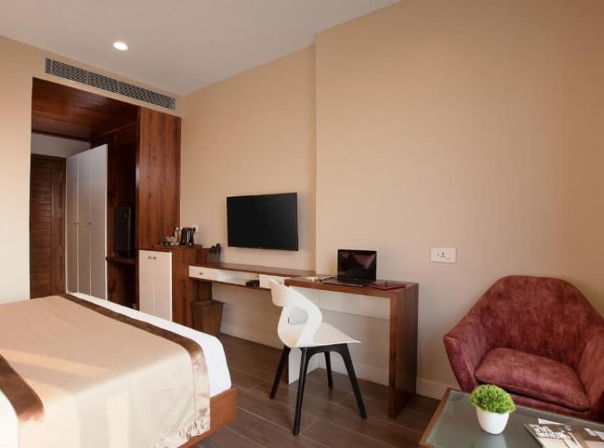 Book Superior Double Room room in Chennai