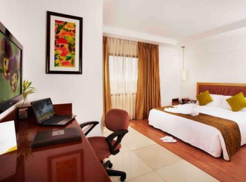 Book Executive Double Room room in Chennai