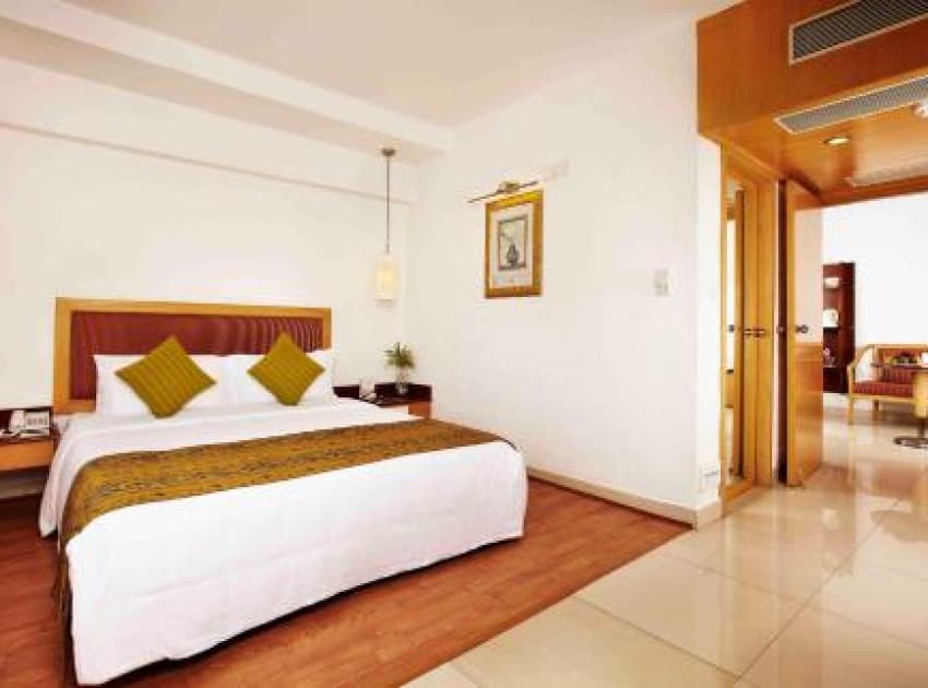 Book Executive Double Room room in Chennai