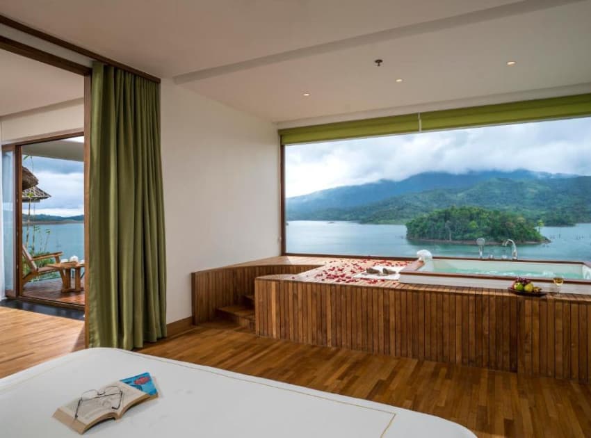 Book Luxury Jacuzzi Villa room in Wayanad