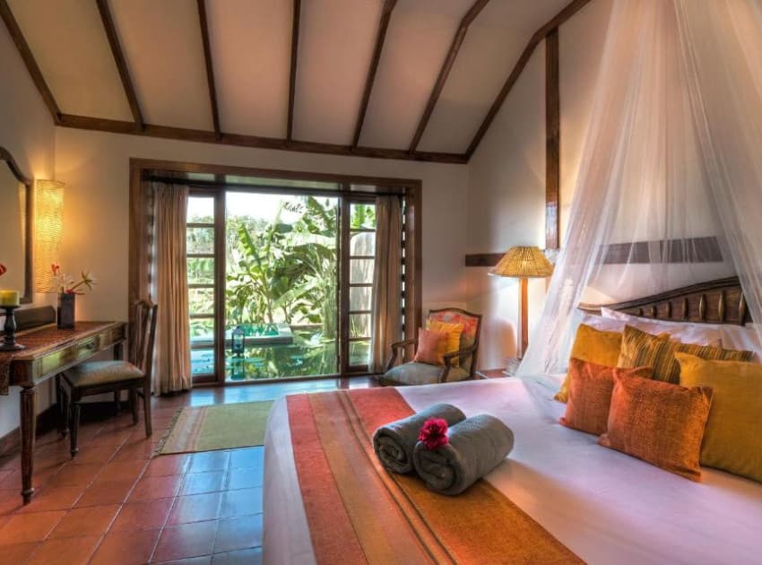 Book Lily Pool Bungalow room in Coorg