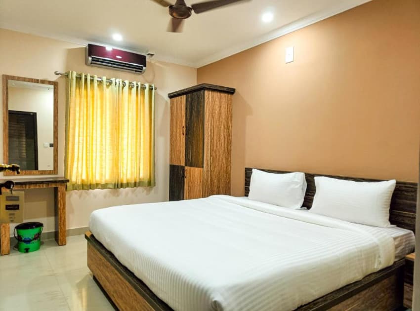Nexstay Moments Inn - Image 2