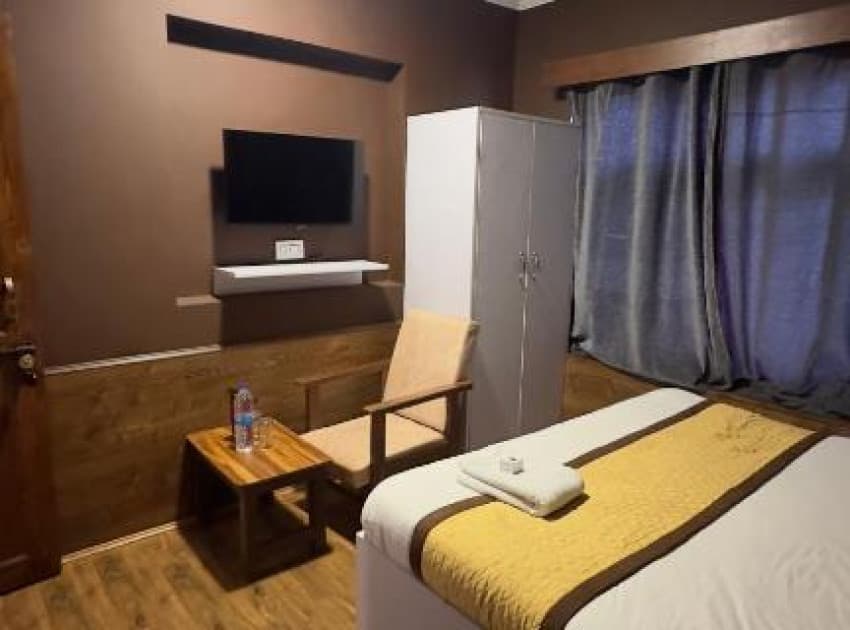 Book Family Suite room in Jammu & Kashmir