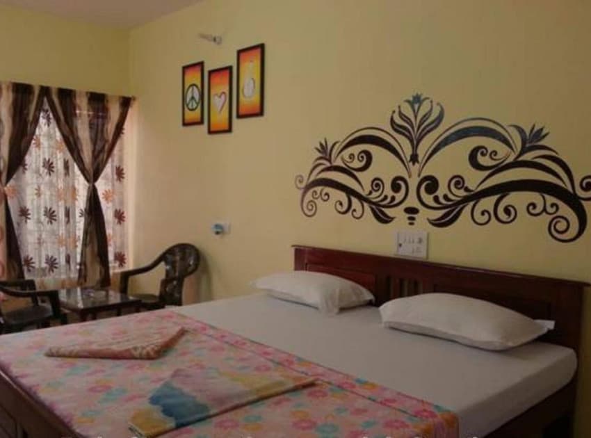 Book Deluxe Double Room room in Mahabalipuram