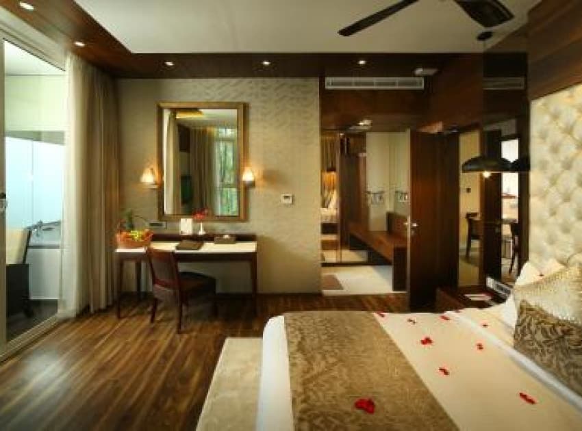 Book Presidential Suite room in Munnar