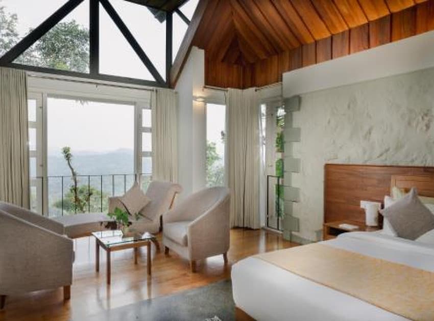 Book Deluxe Double Room room in Munnar