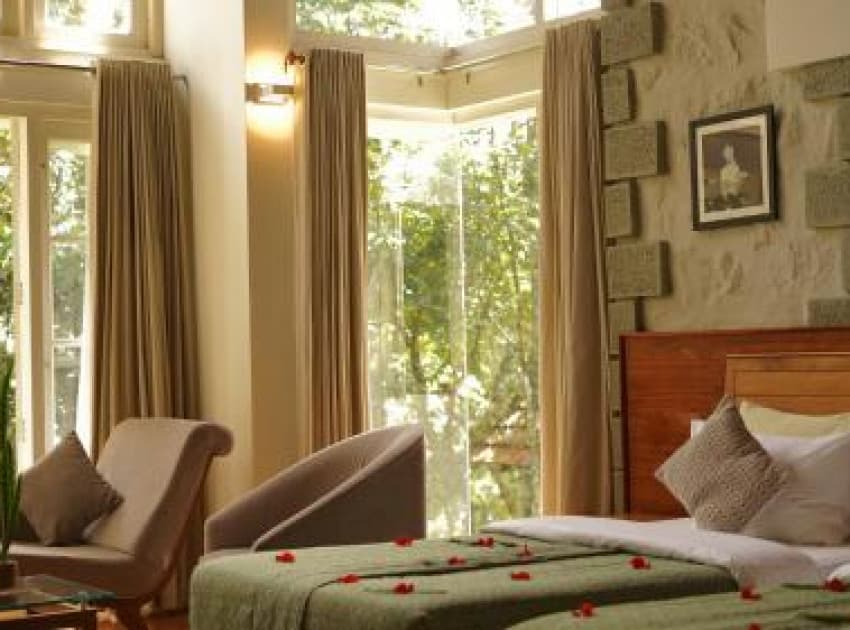 Book Deluxe Double Room room in Munnar