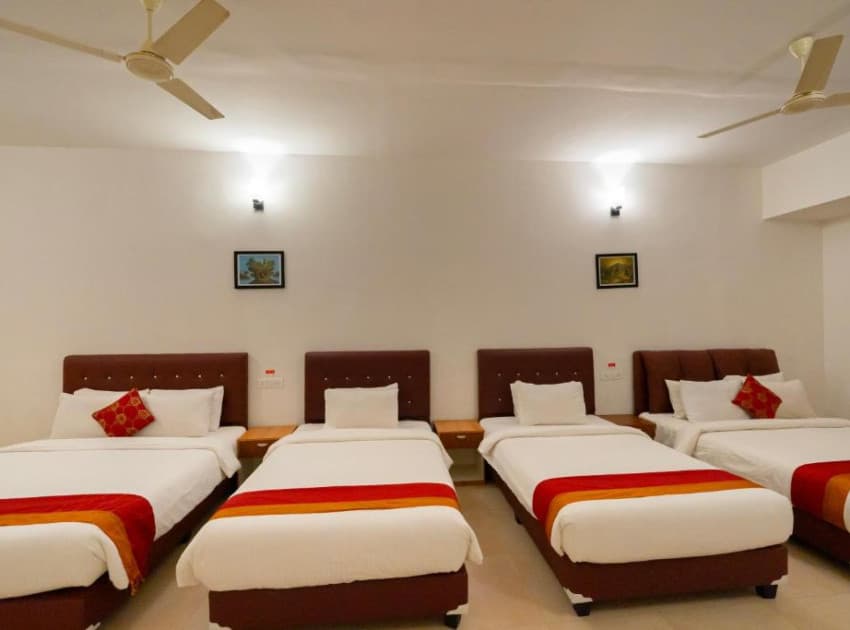 Book Large Family - Non AC room in Wayanad